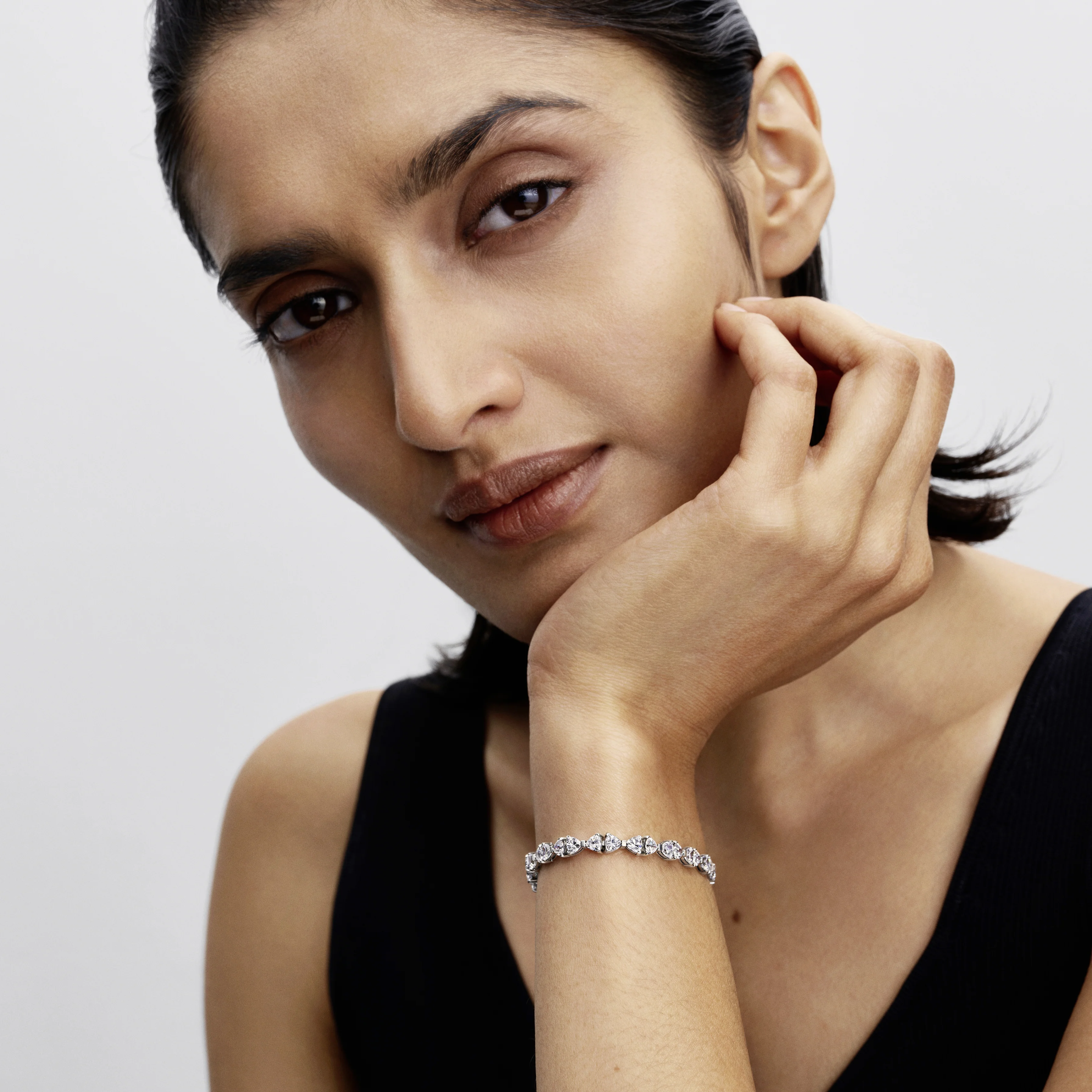 Bow Sterling Silver Bracelet With Clear Cubic Zirconia - Image 2