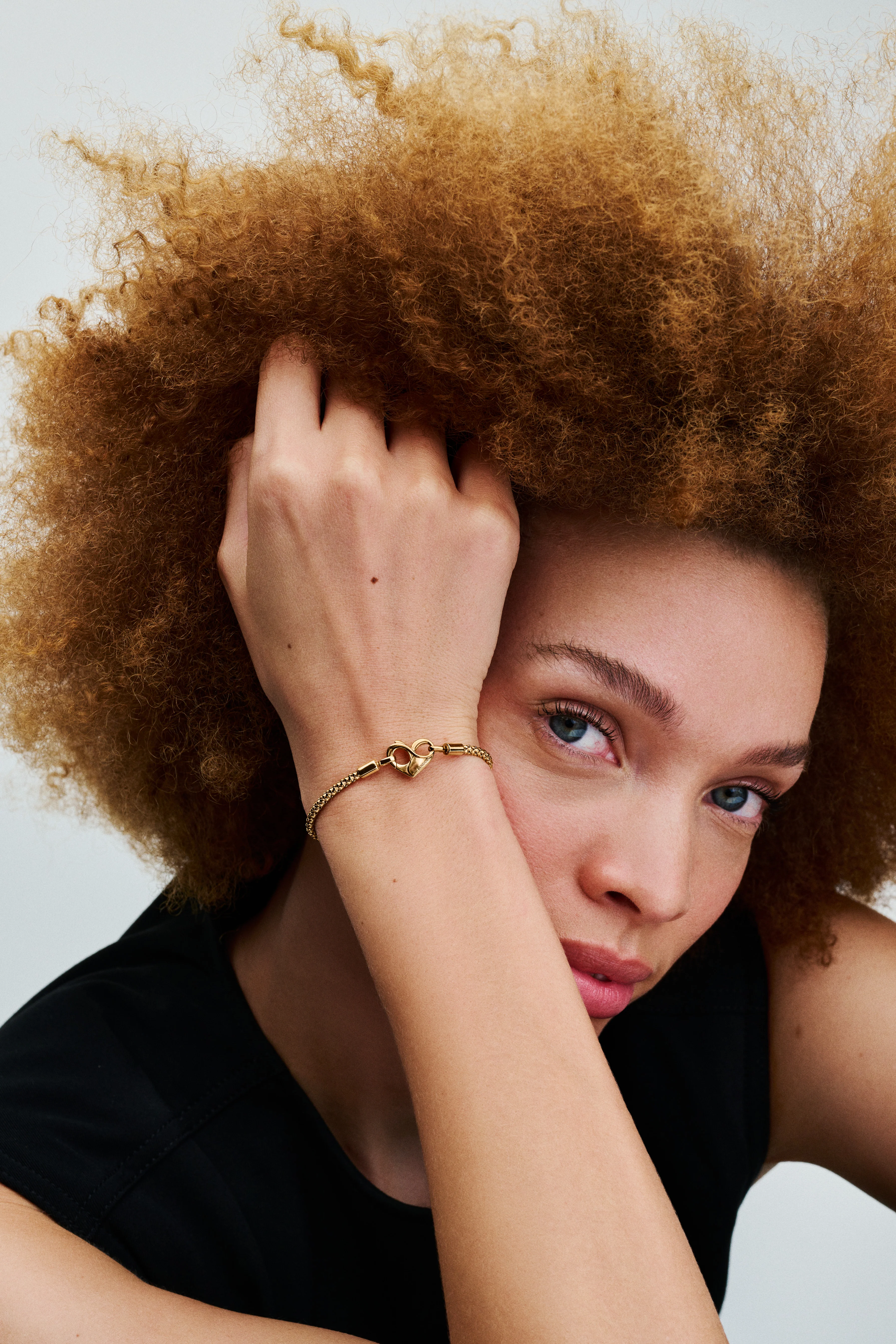 Studded Chain 14K Gold-Plated Bracelet With Heart Clasp - Image 2