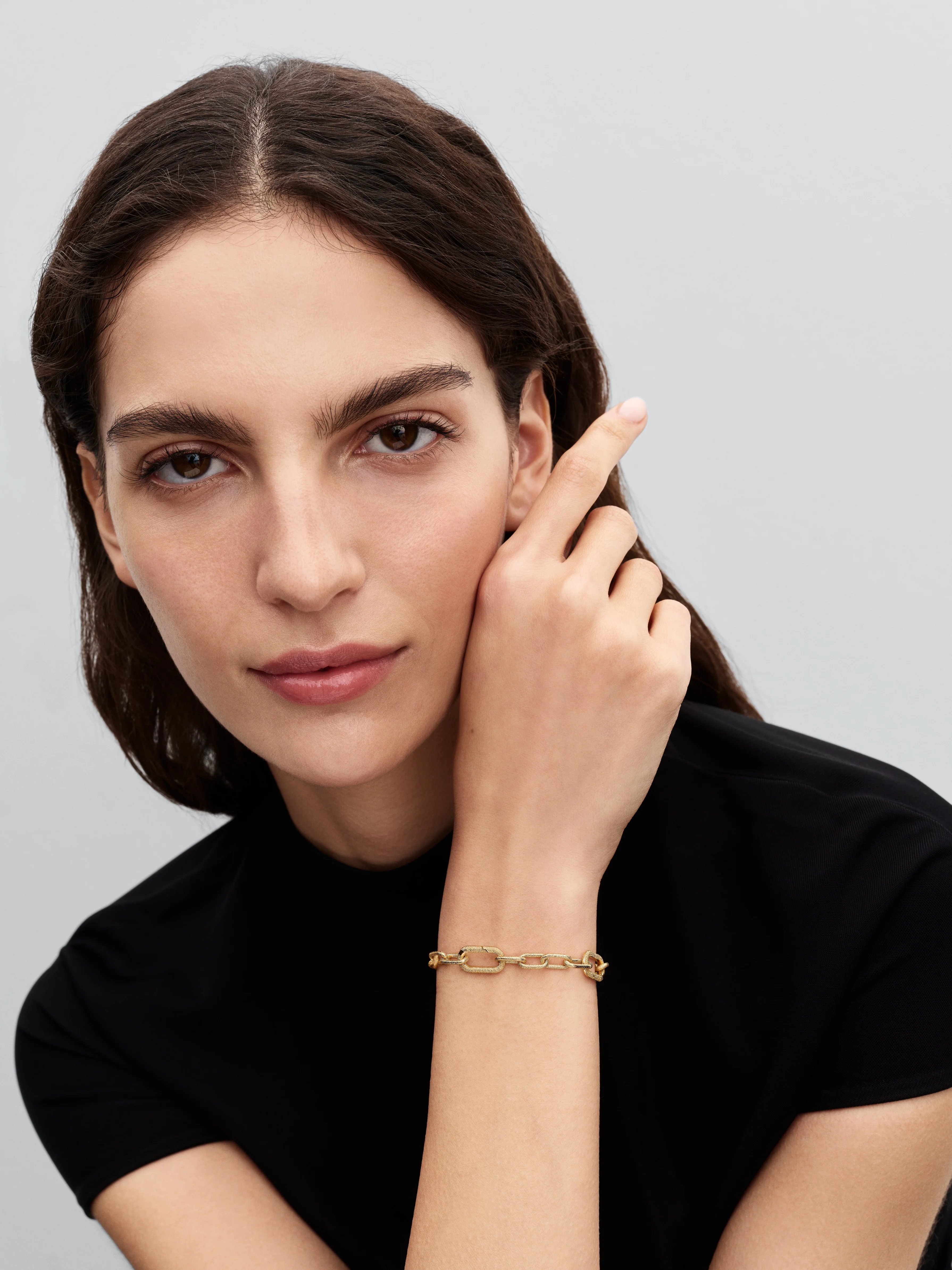 Textured 14K Gold-Plated Link Bracelet With 2 Openable Links - Image 3