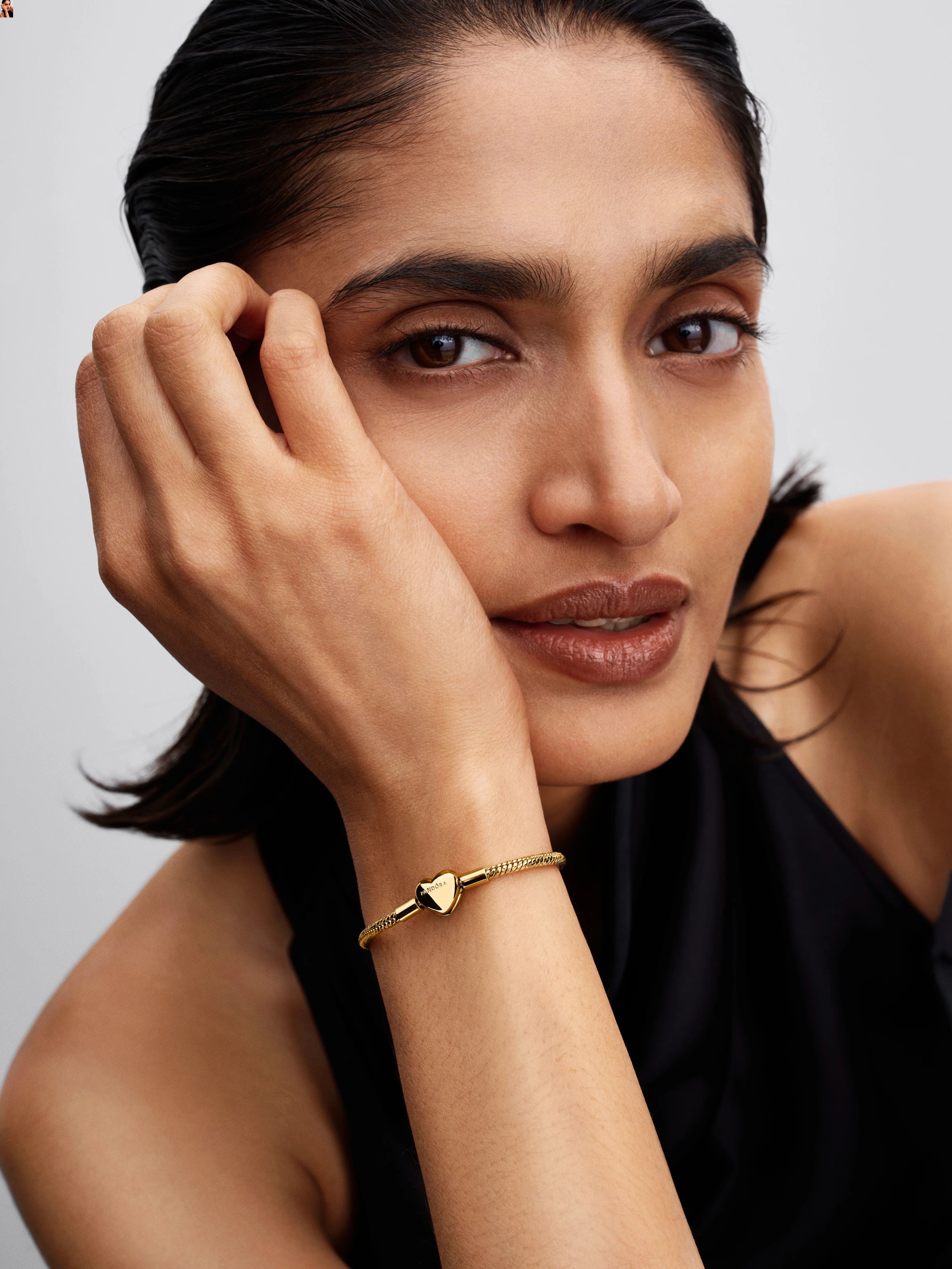 Twisted Snake Chain 14K Gold-Plated Bracelet With Engravable Heart Clasp - Image 2